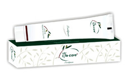 Life Care (Herbal Toothpaste)